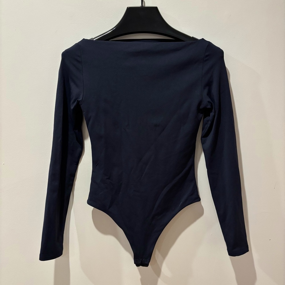 Aritzia Contour Whitney Bodysuit Dark Night Navy